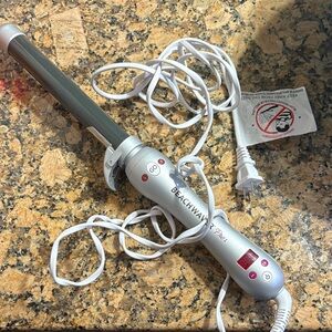 The Beachwaver Co. Silver Curling Iron